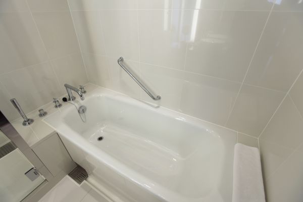 Bathtub Repair in Anaheim