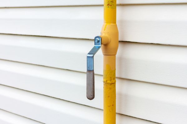 Outdoor Gas Line Installation