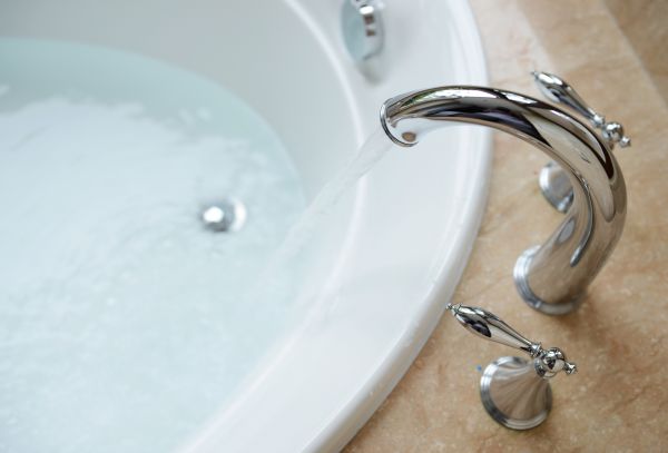 Cost of Tub Faucet Replacement in Anaheim